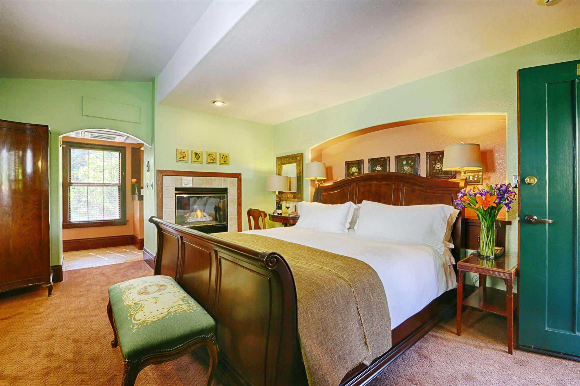 Applewood Inn Гърнвил Екстериор снимка