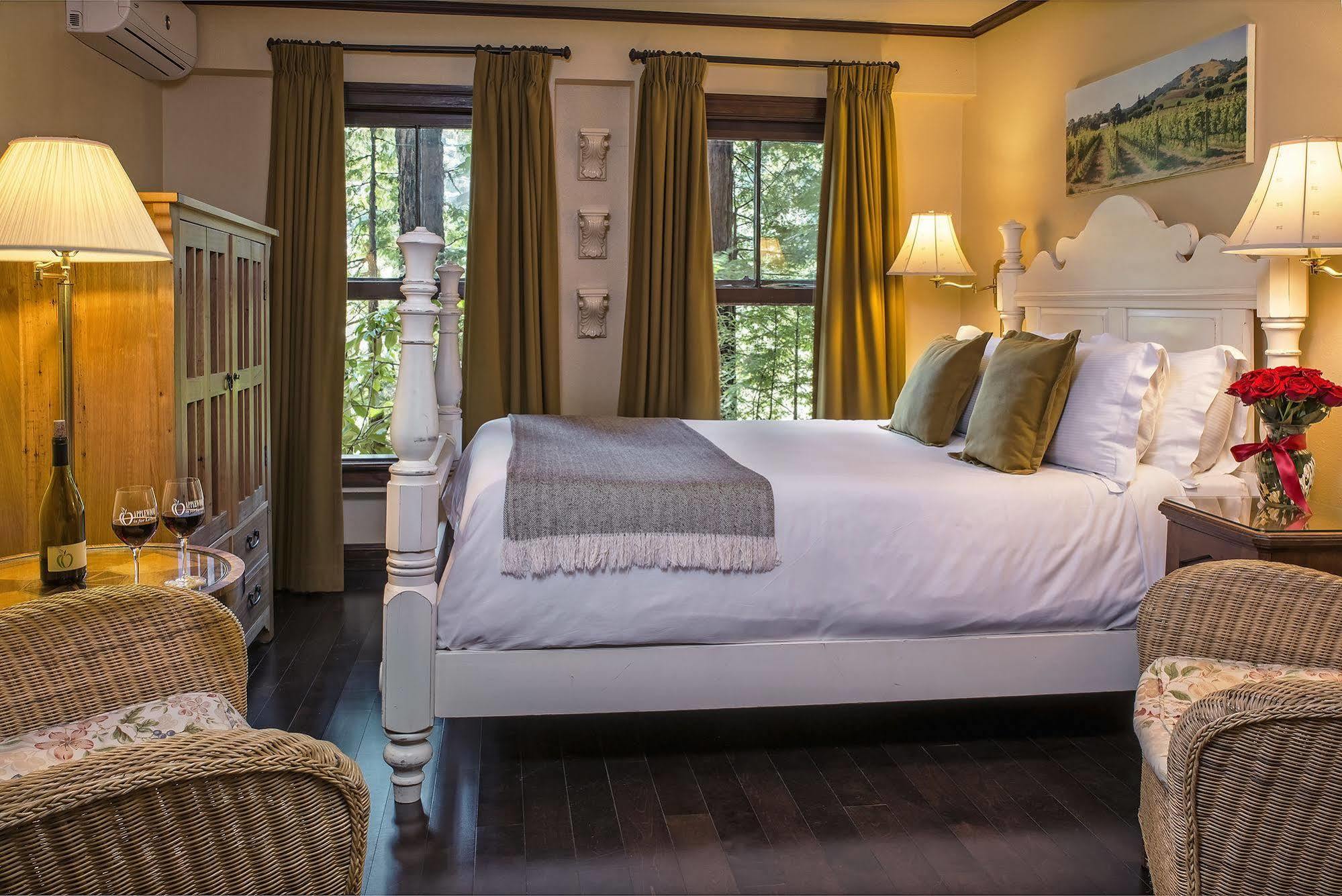 Applewood Inn Гърнвил Екстериор снимка