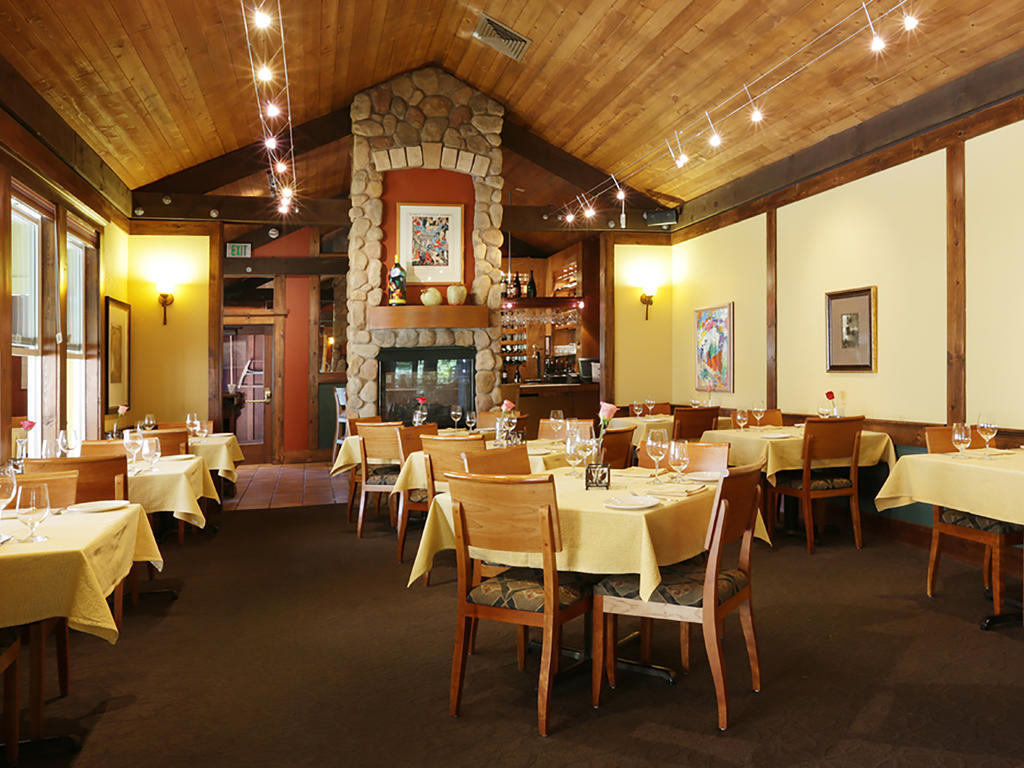 Applewood Inn Гърнвил Екстериор снимка